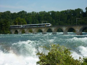 rheinfall-ueberquert